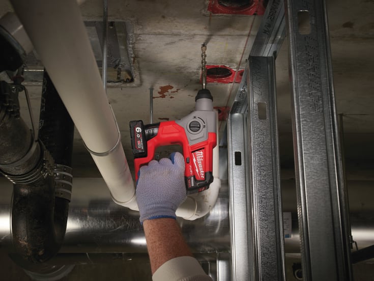 Milwaukee M12 Powerpack boremaskinesæt, m. batterier og lader