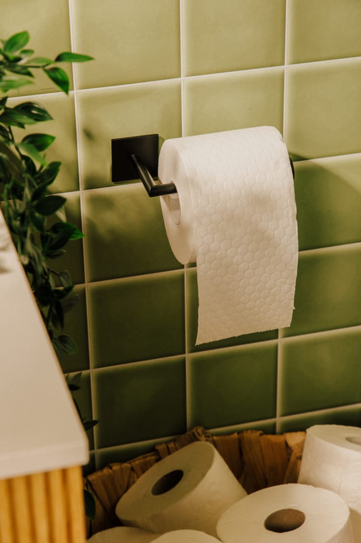 Cosmic Stick toiletrulleholder, mat sort