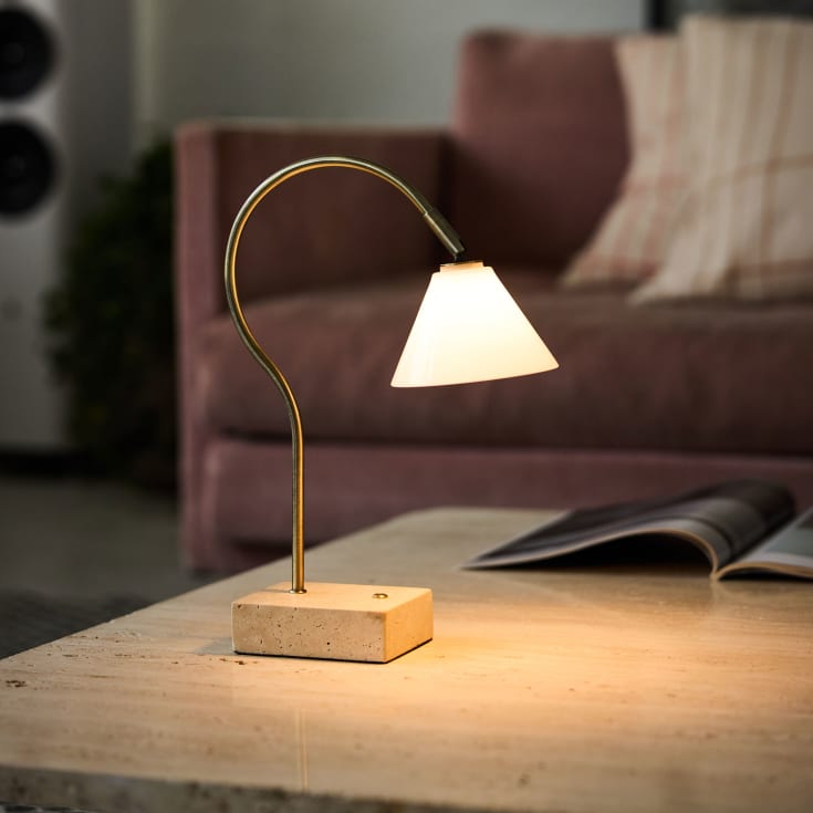 Halo Design Question genopladelig bordlampe, messing
