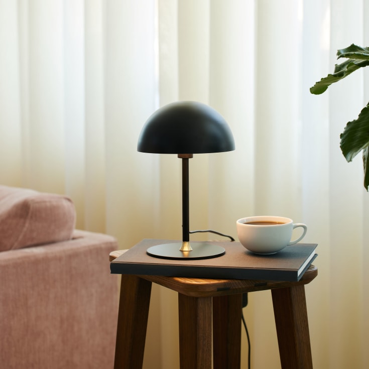 Halo Design Boogie bordslampa, svart