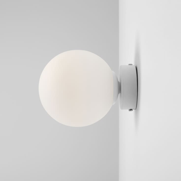 Aldex Ball væglampe, hvid, Ø14 cm