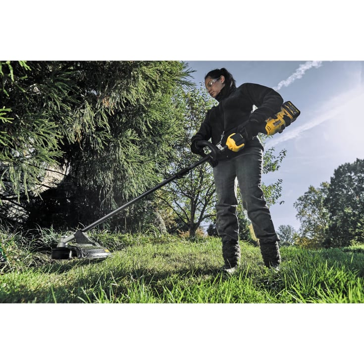 Dewalt DCMAS5713X1 motorenhet med trimmer 54V