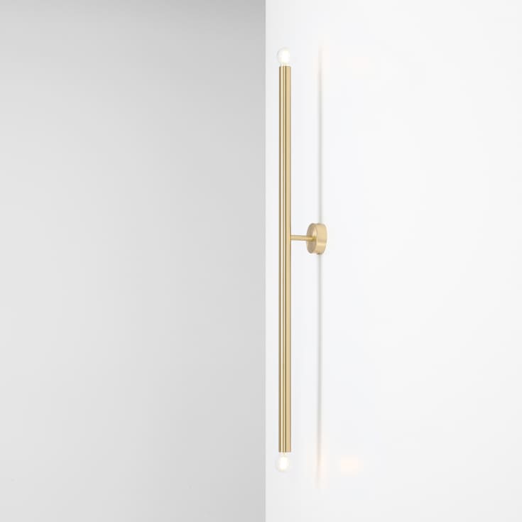Aldex Tubo 2 vegglampe, messing, 100 cm
