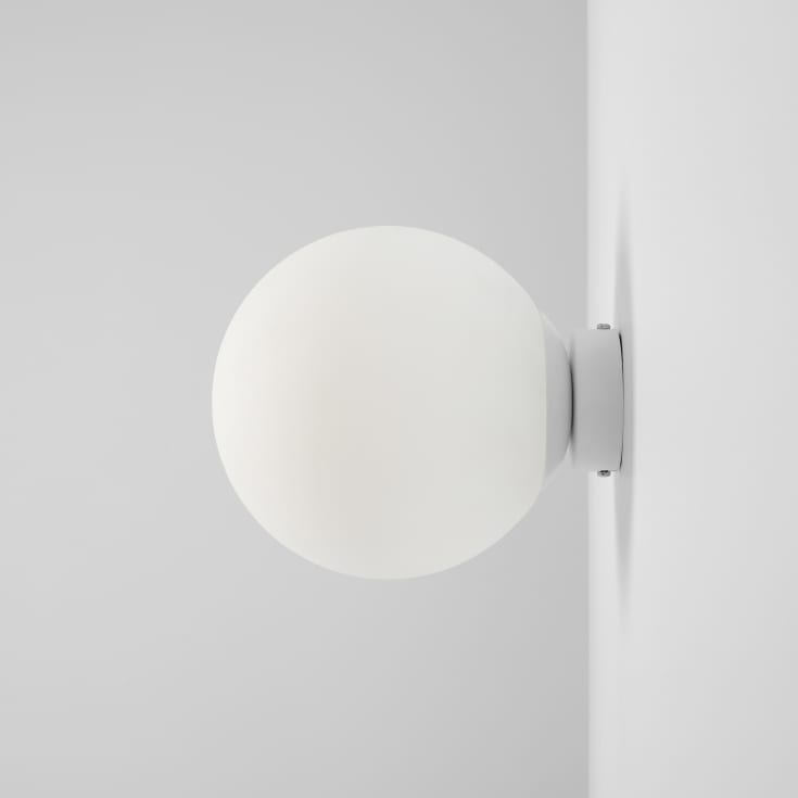 Aldex Ball væglampe, hvid, Ø20 cm