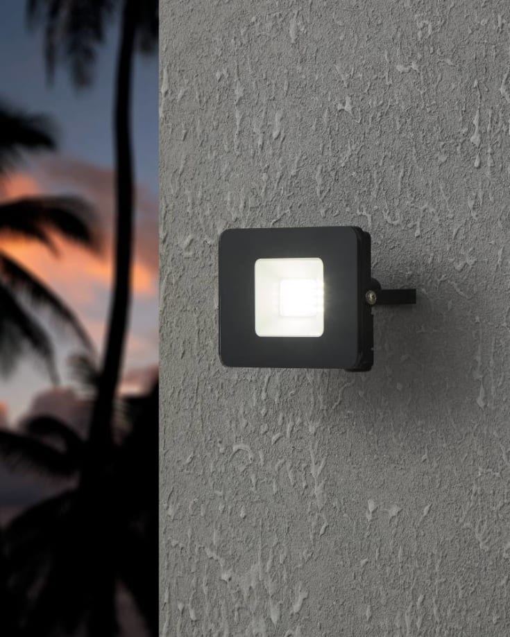 Eglo Faedo 3 strålkastare vägglampa
