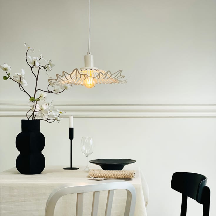 Dyberg Larsen Flora pendellampa, vit, Ø40 cm