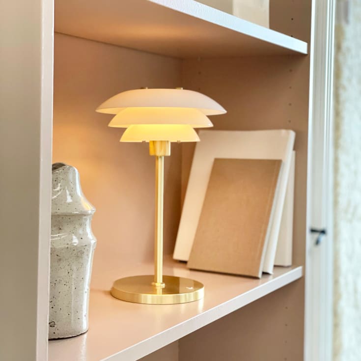 Dyberg Larsen DL20 uppladdningsbar bordslampa