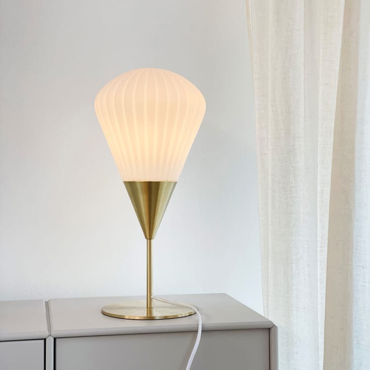 Dyberg Larsen Ballon bordslampa