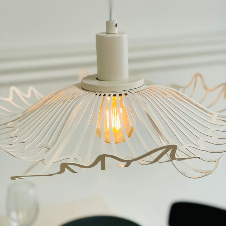 Dyberg Larsen Flora pendellampe, hvid, Ø60 cm