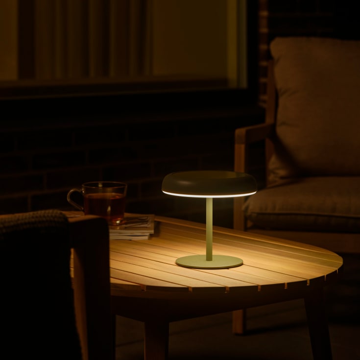Nordlux Elmer uppladdningsbar & solcells bordslampa, grön