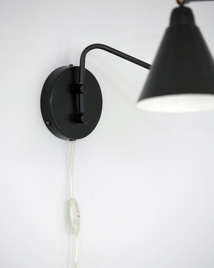 House Doctor Game vägglampa, 70 cm, svart
