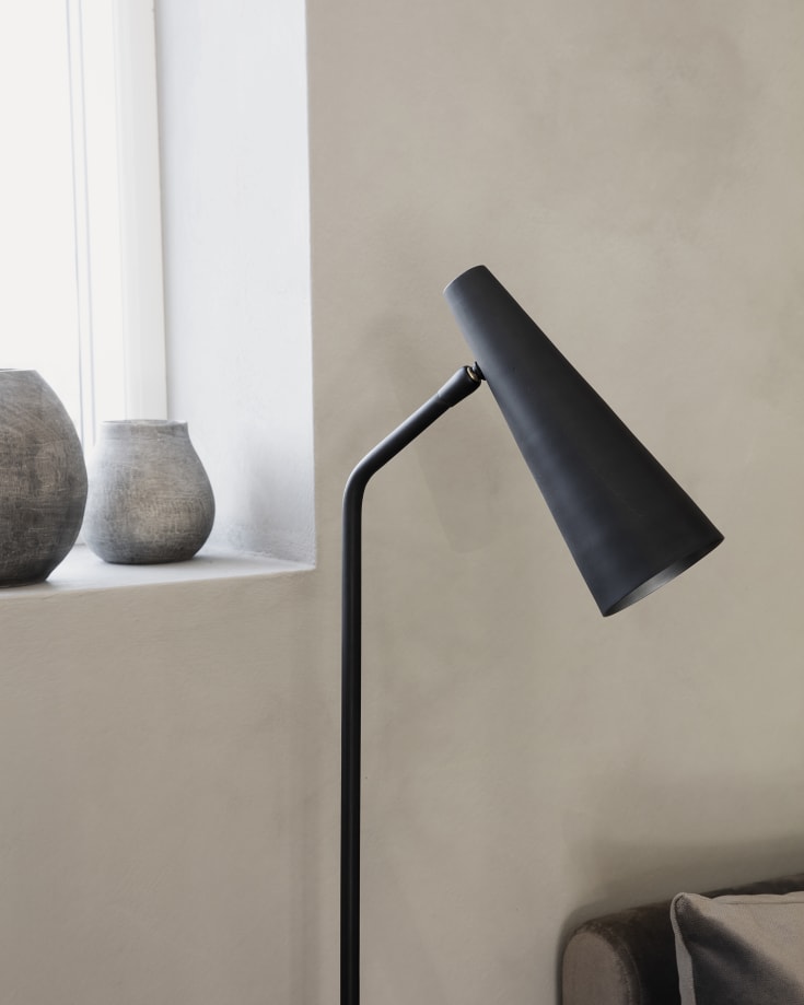 House Doctor Precise golvlampa, svart