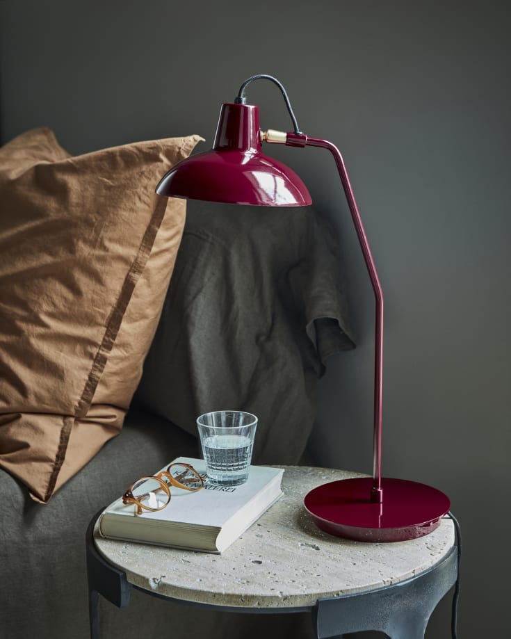 House Doctor Desk bordslampa, röd