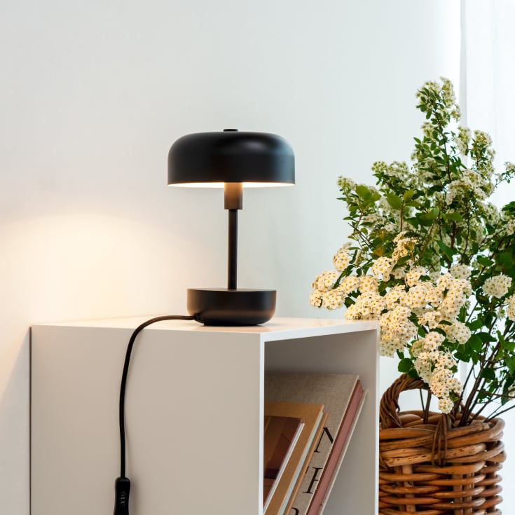 Dyberg Larsen Haipot bordlampe, sort