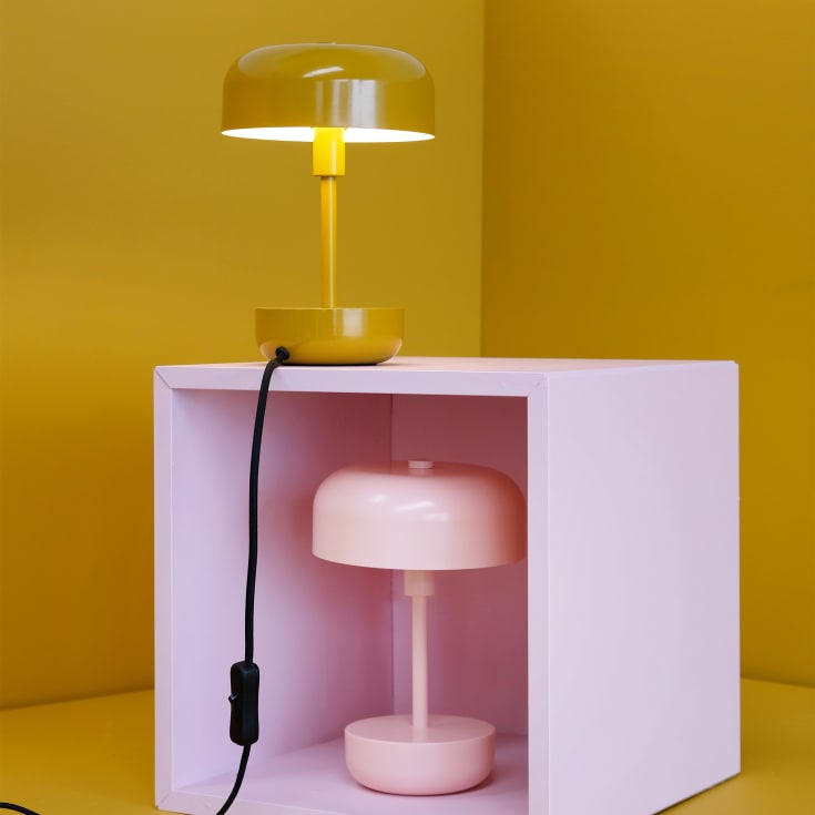 Dyberg Larsen Haipot oppladbar bordlampe, rosa