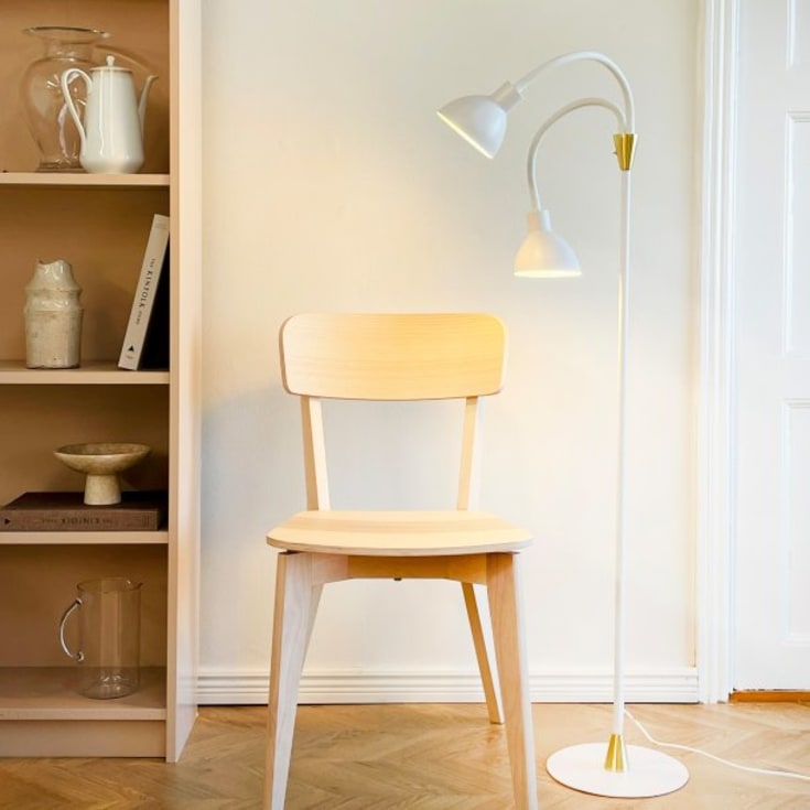 Dyberg Larsen Lilje gulvlampe, hvid