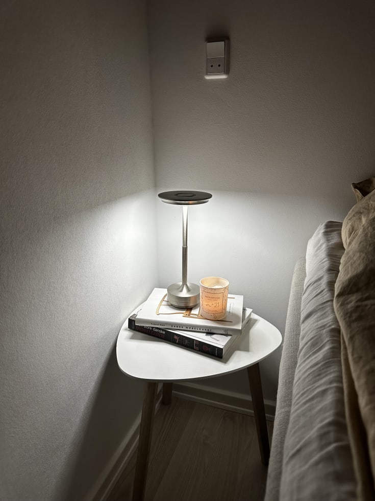 Nordic Light Skagen uppladdningsbar LED-lampa, silver.