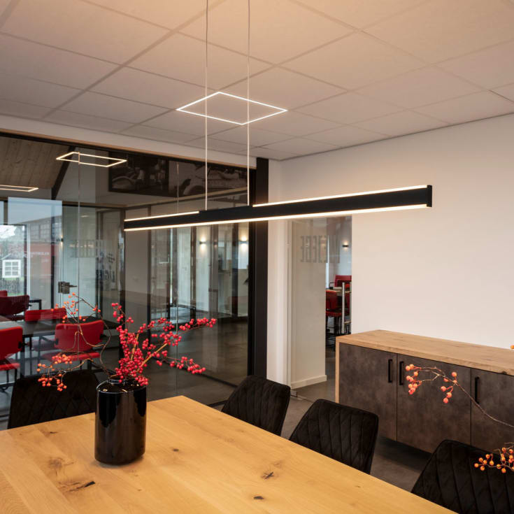 SLV One Linear pendellampa, svart, 140 cm