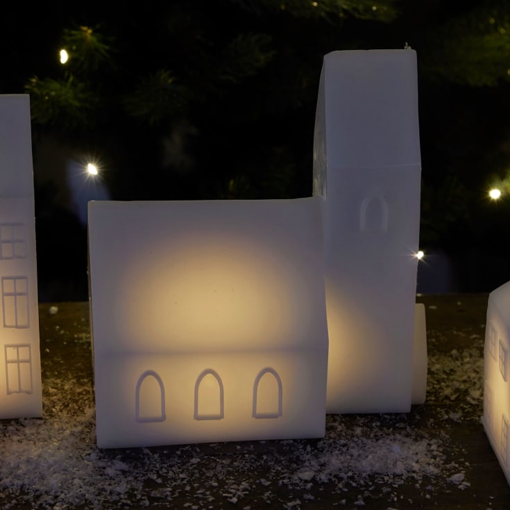 Sirius kyrka med ljus