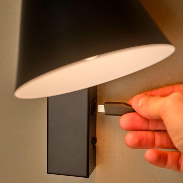 Nordlux Wilmer væglampe med USB, sort