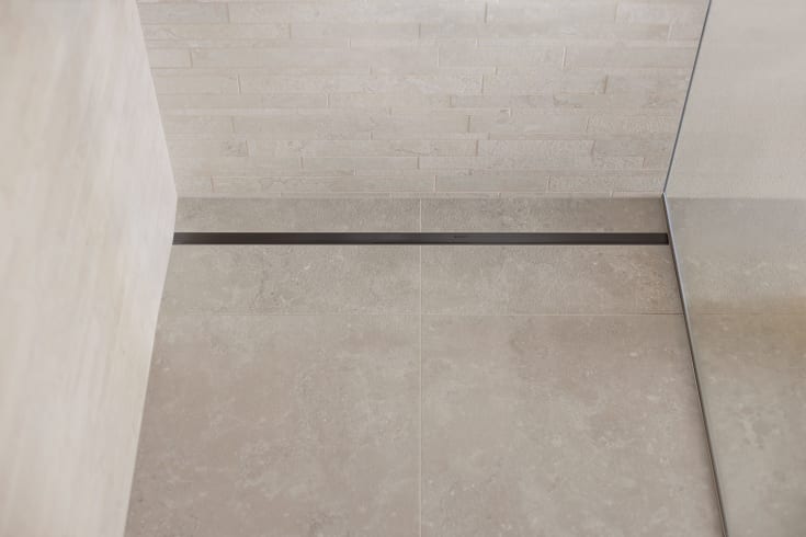Geberit CleanLine50 avloppsarmatur, 300-1300 mm, friliggande, svart krom