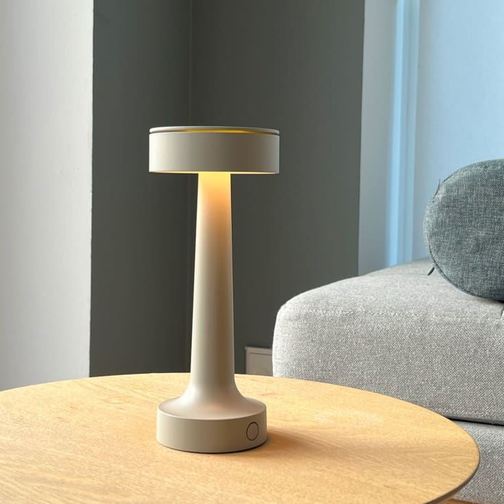Antidark Buddy genopladelig bordlampe, grå