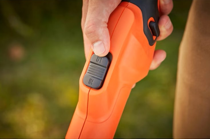 BLACK & DECKER 36v græstrimmer på 33 cm Incl batteri og lader