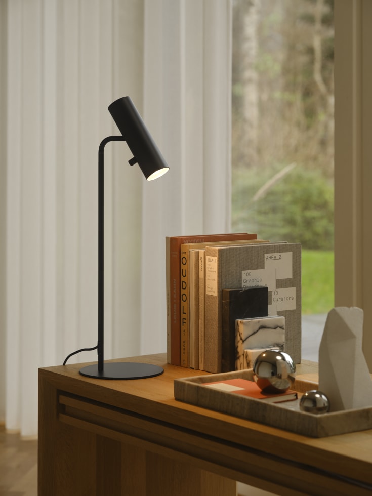 Dftp MIB 6 bordslampa, svart