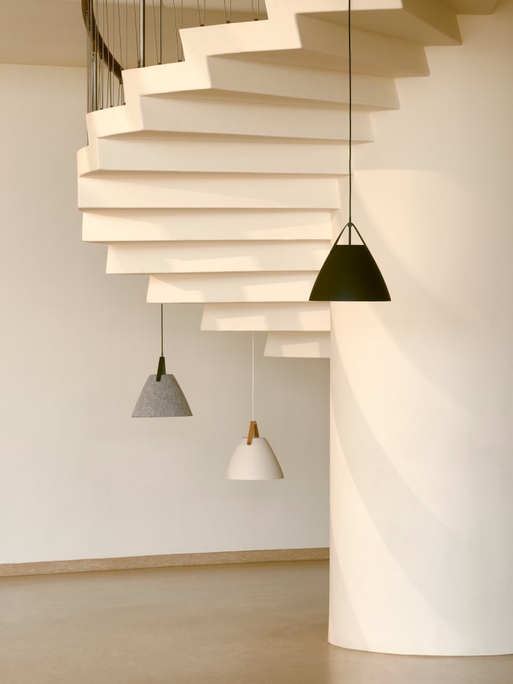 Dftp Strap pendellampa, svart, Ø36 cm