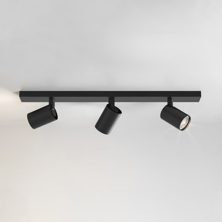 Astro Ascoli Triple Bar spotlampe, 3 spots, sort