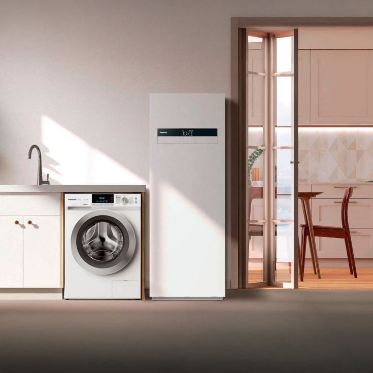 Panasonic Aquarea L-gen Hydrosplit luft til vand varmepumpe, indedel, 3 kW