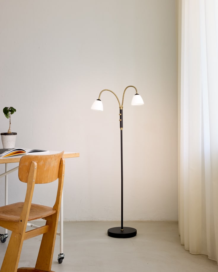 Halo Design Lucid golvlampa, 2 armar