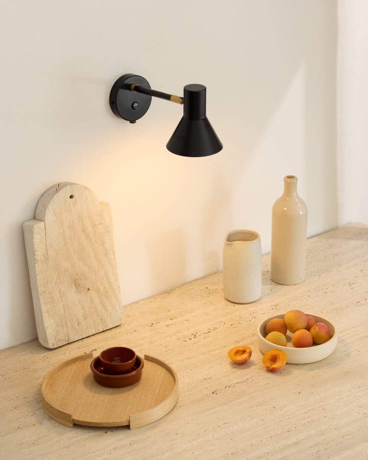 Halo Design Style vägglampa, svart