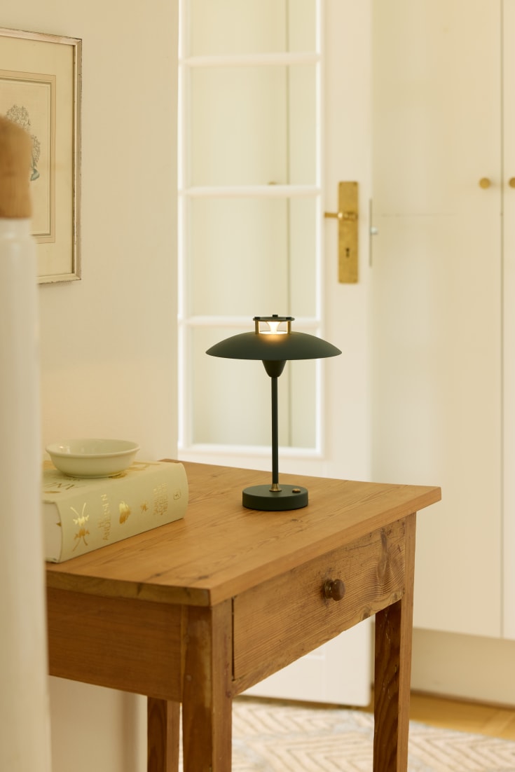 Halo Design Mini Stepp 1-2-3 genopladelig bordlampe, grøn