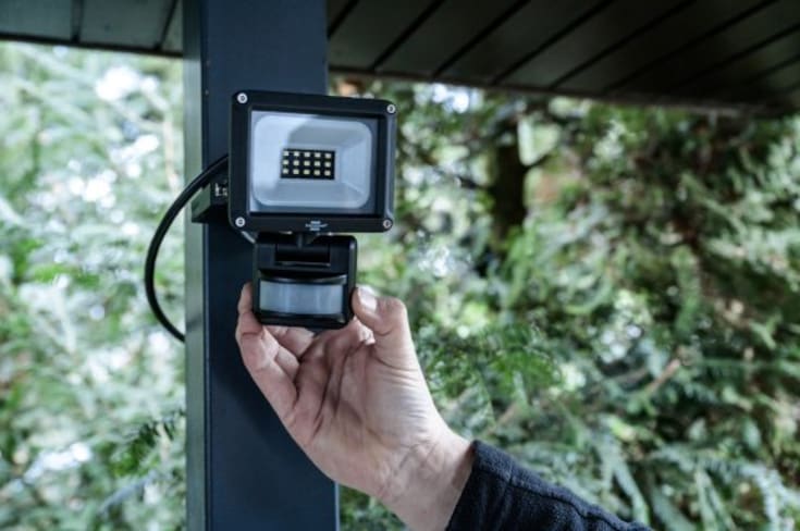 Brennenstuhl LED-strålkastare med sensor, svart, 6500K, 10W