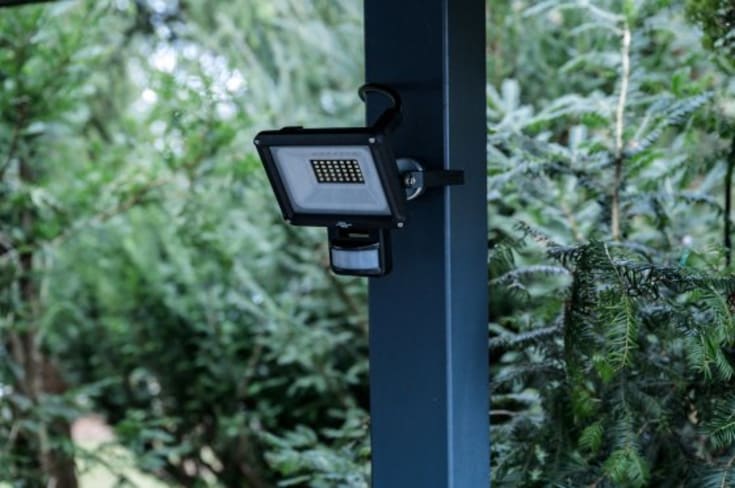 Projektør LED 20W 6500K 2300lm med sensor IP65