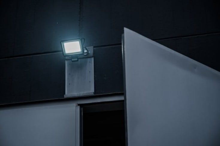 Brennenstuhl LED-strålkastare med sensor, svart, 6500K, 50W