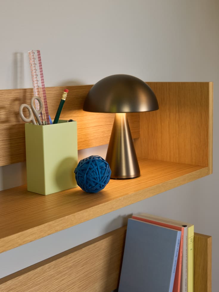 Hübsch Mush oppladdningsbar bordlampe, brunert messing