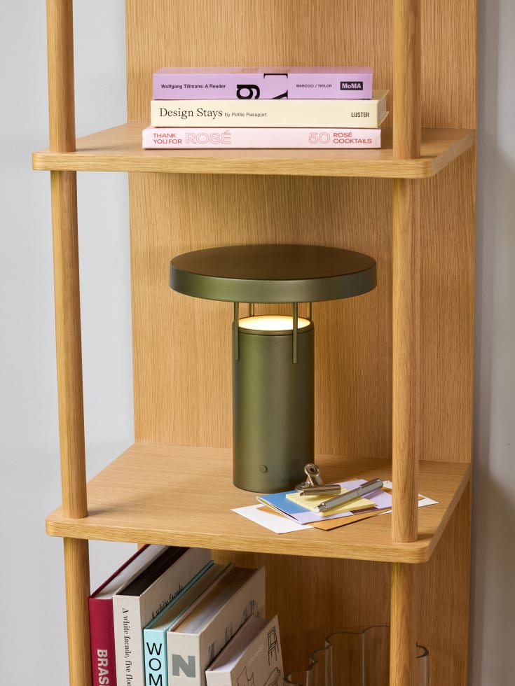 Hübsch BringMe genopladelig bordlampe, mørkegrøn