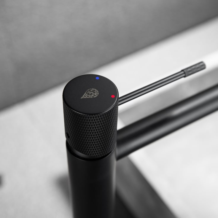 Bathlife Vidd servantbatteri, uten bunnventil, høy modell, sort matt