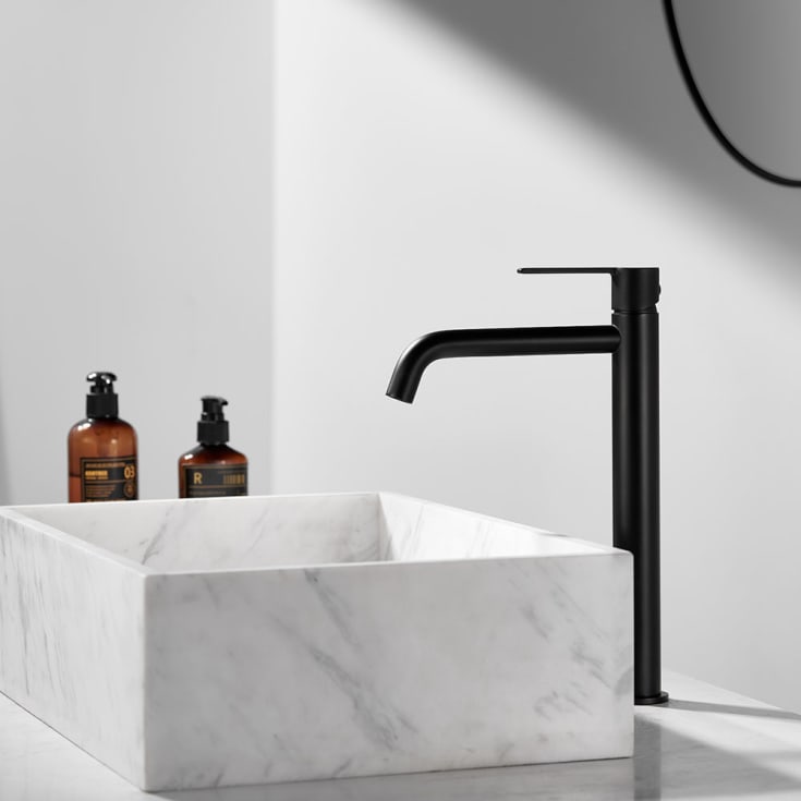 Bathlife Tillra servantbatteri, uten bunnventil, høy modell, sort matt