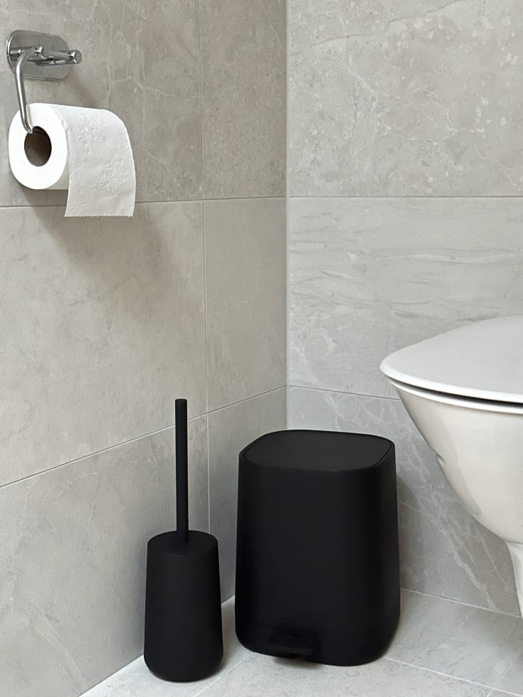 Beslagsboden Satin Square toiletspand, 4 liter, pedal, sort