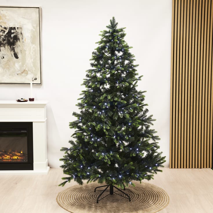 4 stk Nordic Winter Limited Edition kunstigt juletræ med lys