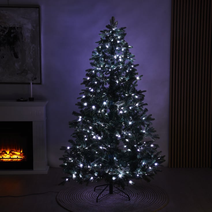 4 stk Nordic Winter Limited Edition kunstigt juletræ med lys