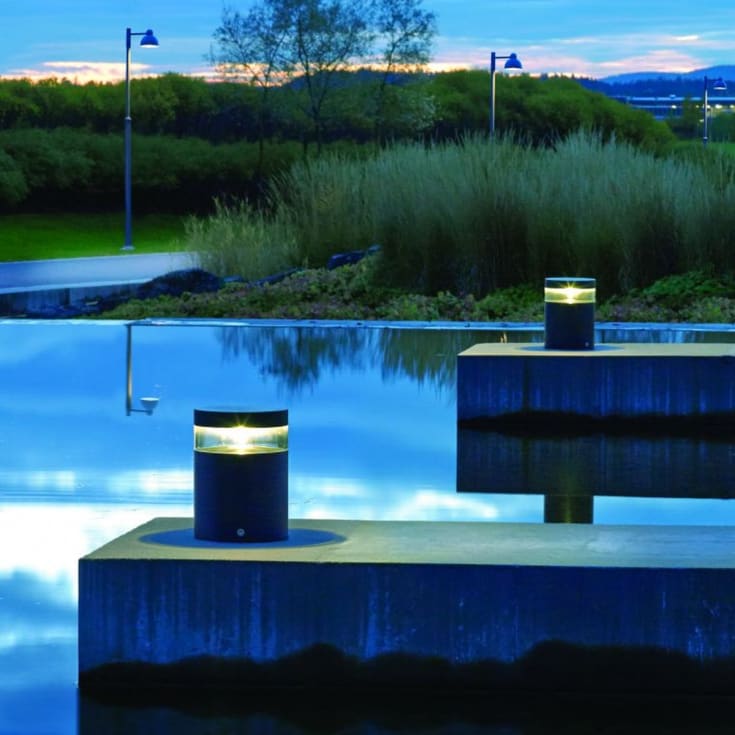 Norlys Stavanger pullert, grafitt