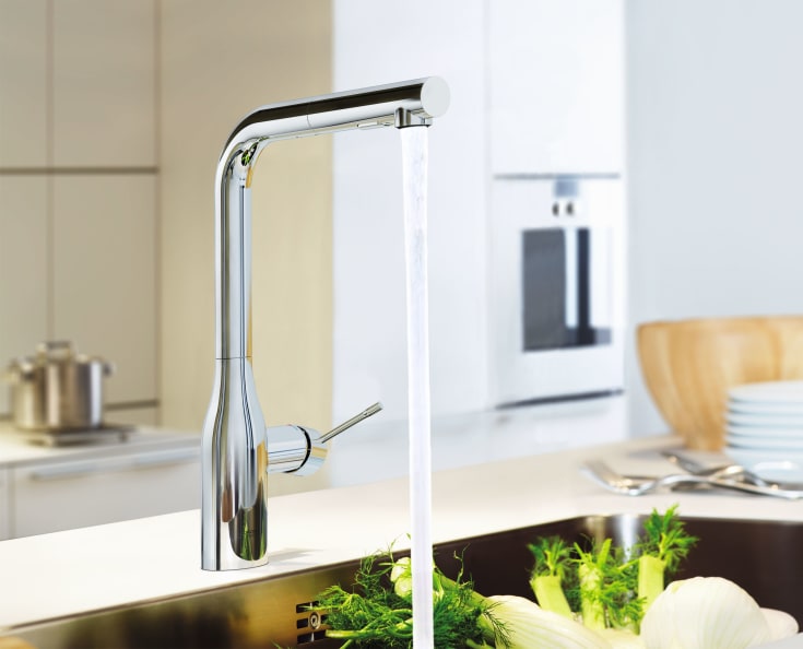 Grohe Essence køkkenarmatur, udtrækstud, krom