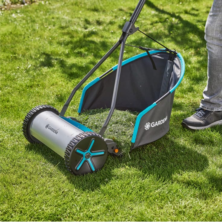 Gardena 330/400 gressoppsamler, avtakbar kurv, 49 liter