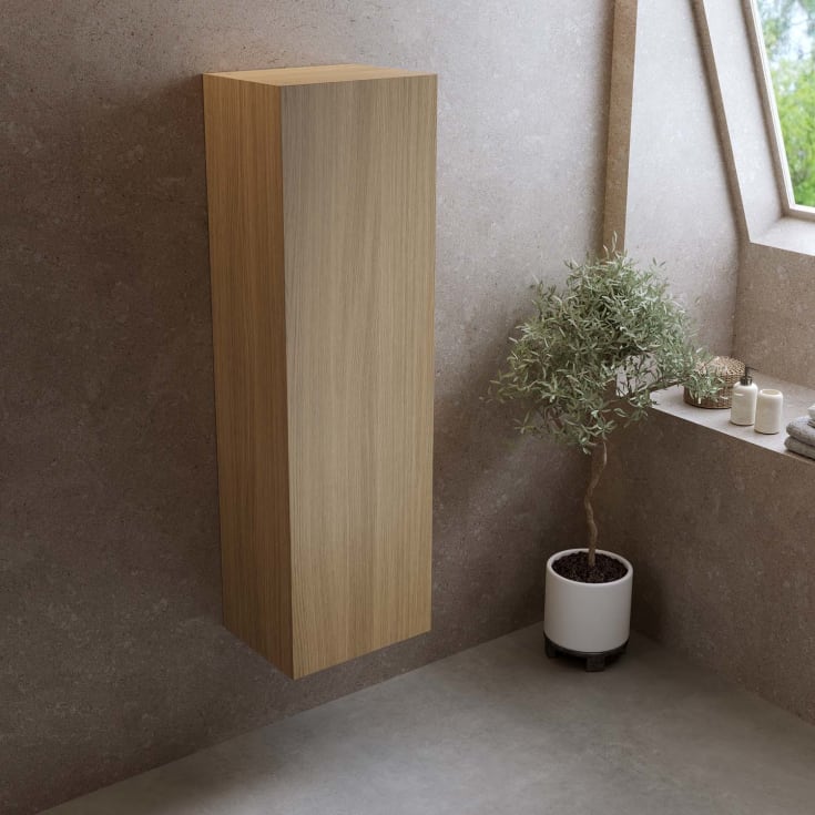 Bathlife høyskap, myktlukkende dør, 150x45x35 cm, lys eik