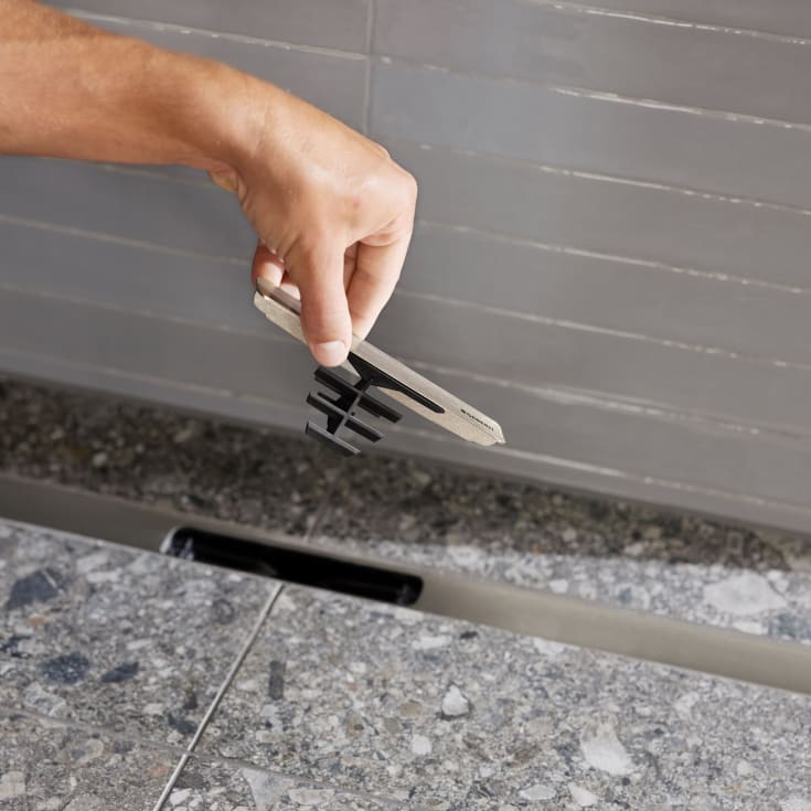 Geberit CleanLine30 avloppsarmatur, 300-900 mm, friliggande, borstat rostfritt stål