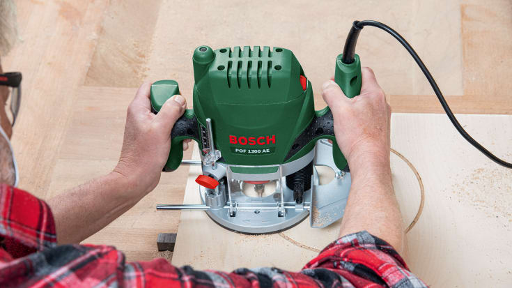 Bosch Home & Garden POF 1200AE handöverfräs, 230V